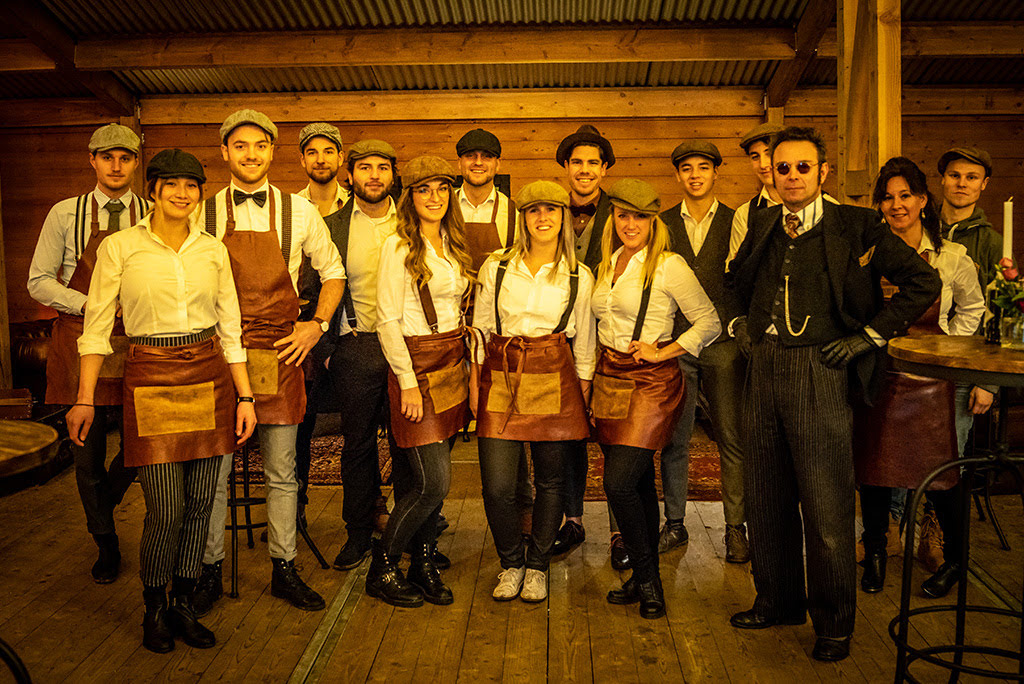 HabbEvents crew op peaky barn totaalfeest